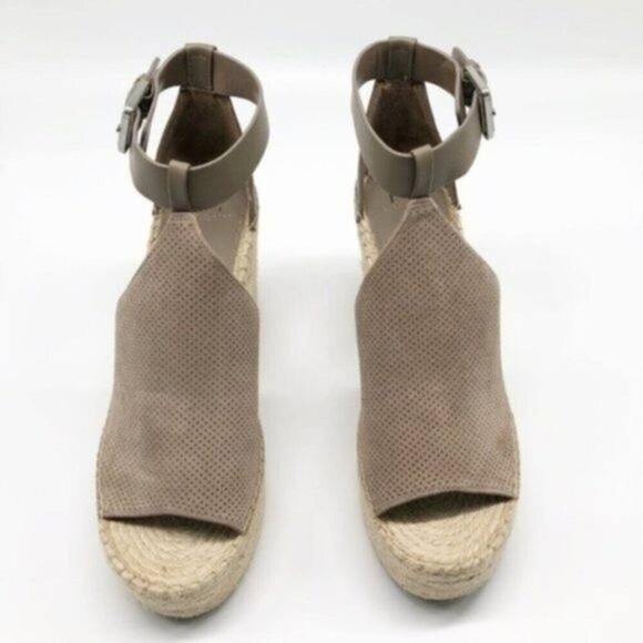 MARC FISHER Annie Perforated Espadrille Wedge - Picture 4 of 7